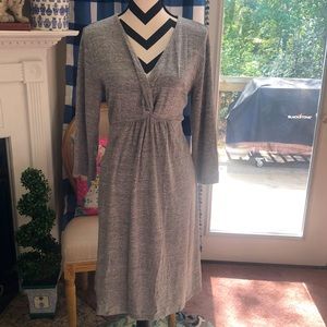 SzL Gap Maternity Gray Soft Dress 🤰